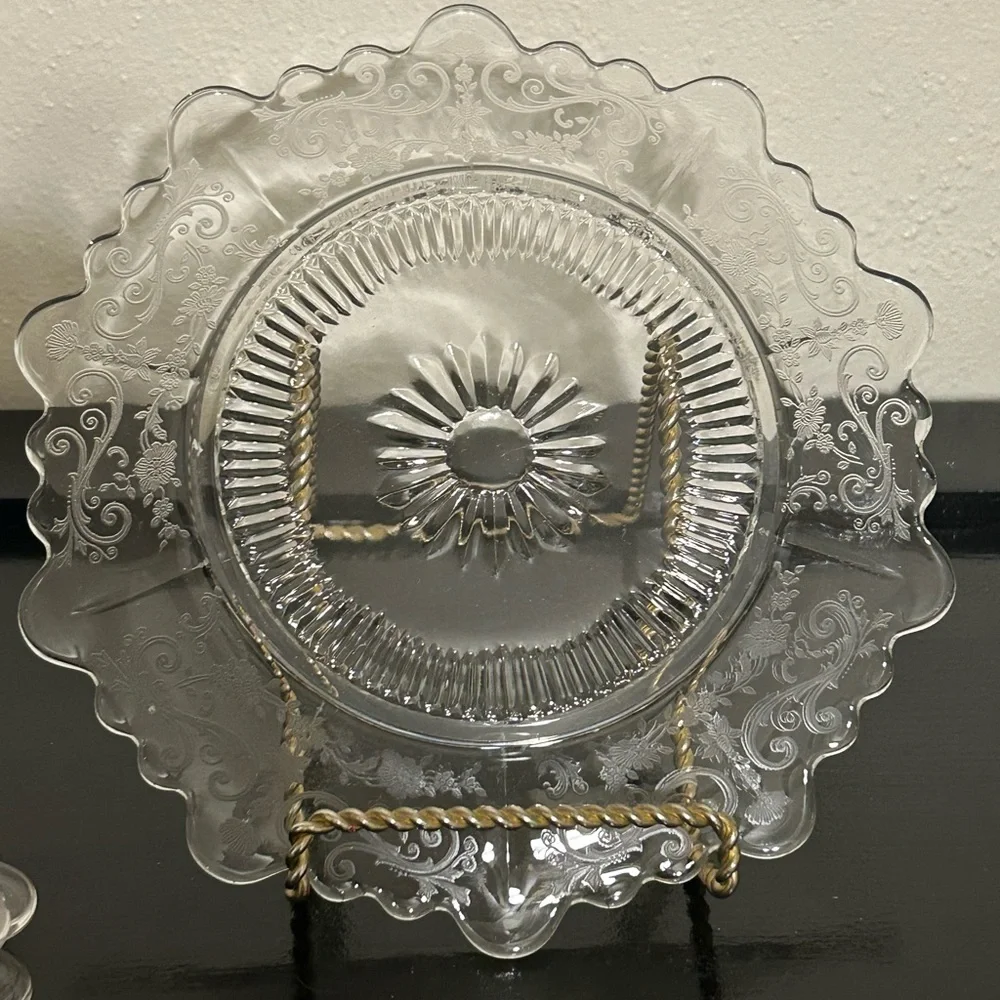 Cambridge Glass Chantilly Etched Set of 4 Bread Salad Plates‎